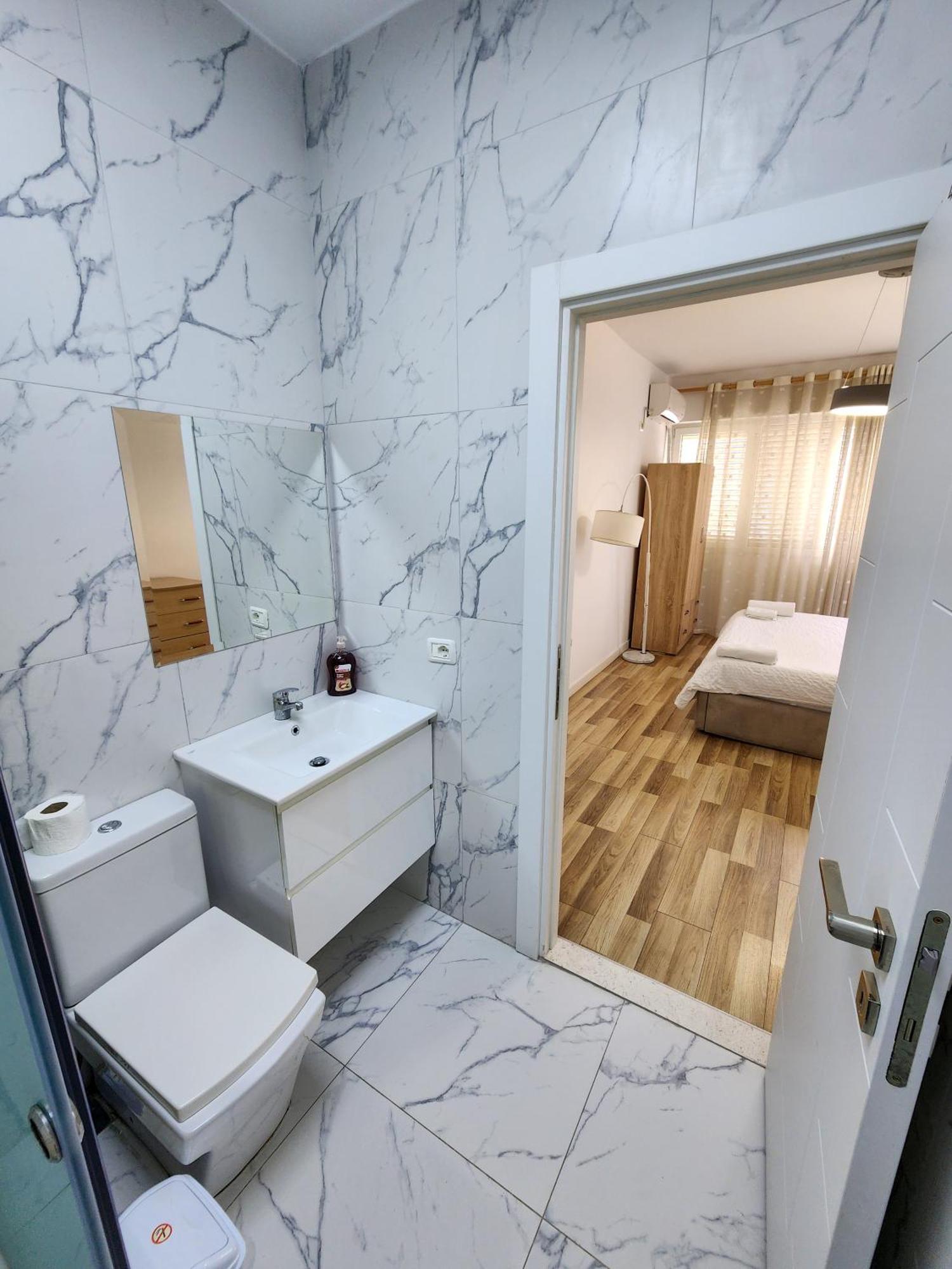2E Apartment Myslym Shyri Tirana Exterior photo